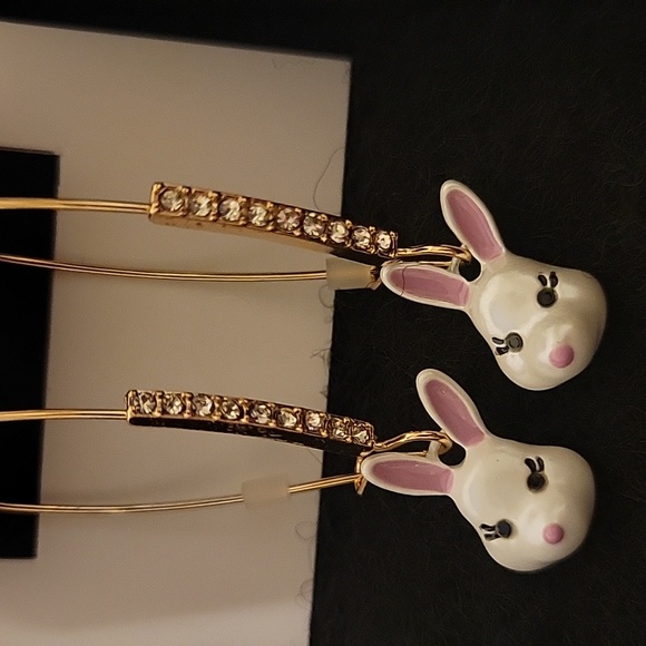 Easter Betsy Johnson Bunny Crystal Enamel Dangle Drop Wire Earring, New - Picture 7 of 8